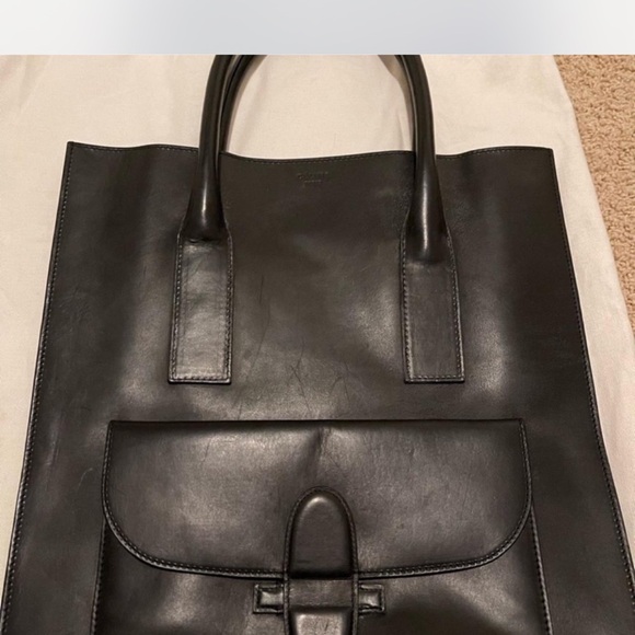 CÉLINE Navy Elegance The Must-Have Luxury Tote for the Modern Sophisticate navy - Picture 5 of 14